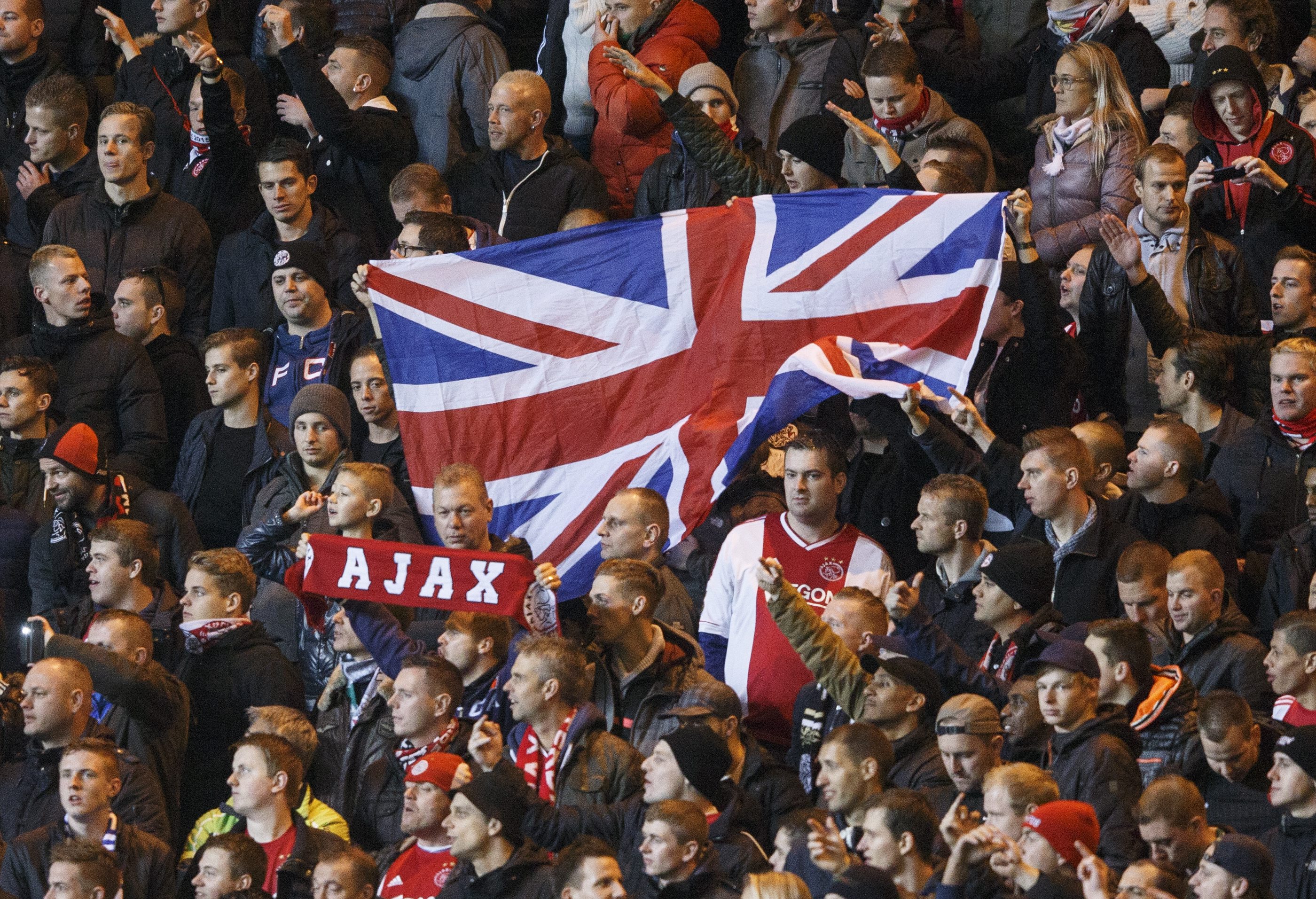 อาแจ็กซ์ เล็งกระชาก 'เอ็นโดะ' เสริมทัพช่วงท้ายตลาดมกราคม