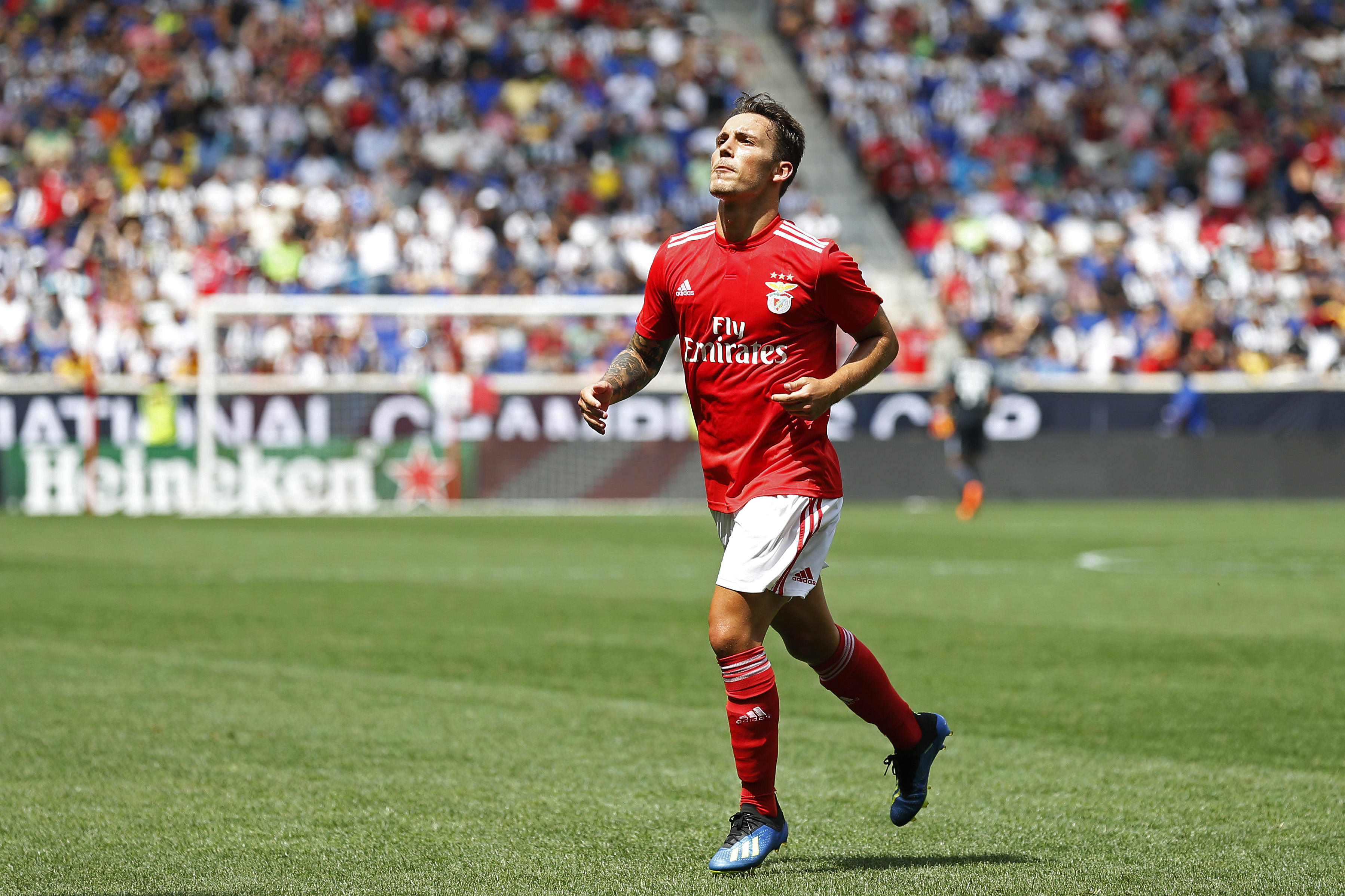 บาร์ซ่าเล็งกระชาก กรีมัลโด้ เสริมแกร่งแบ็คซ้ายซัมเมอร์นี้