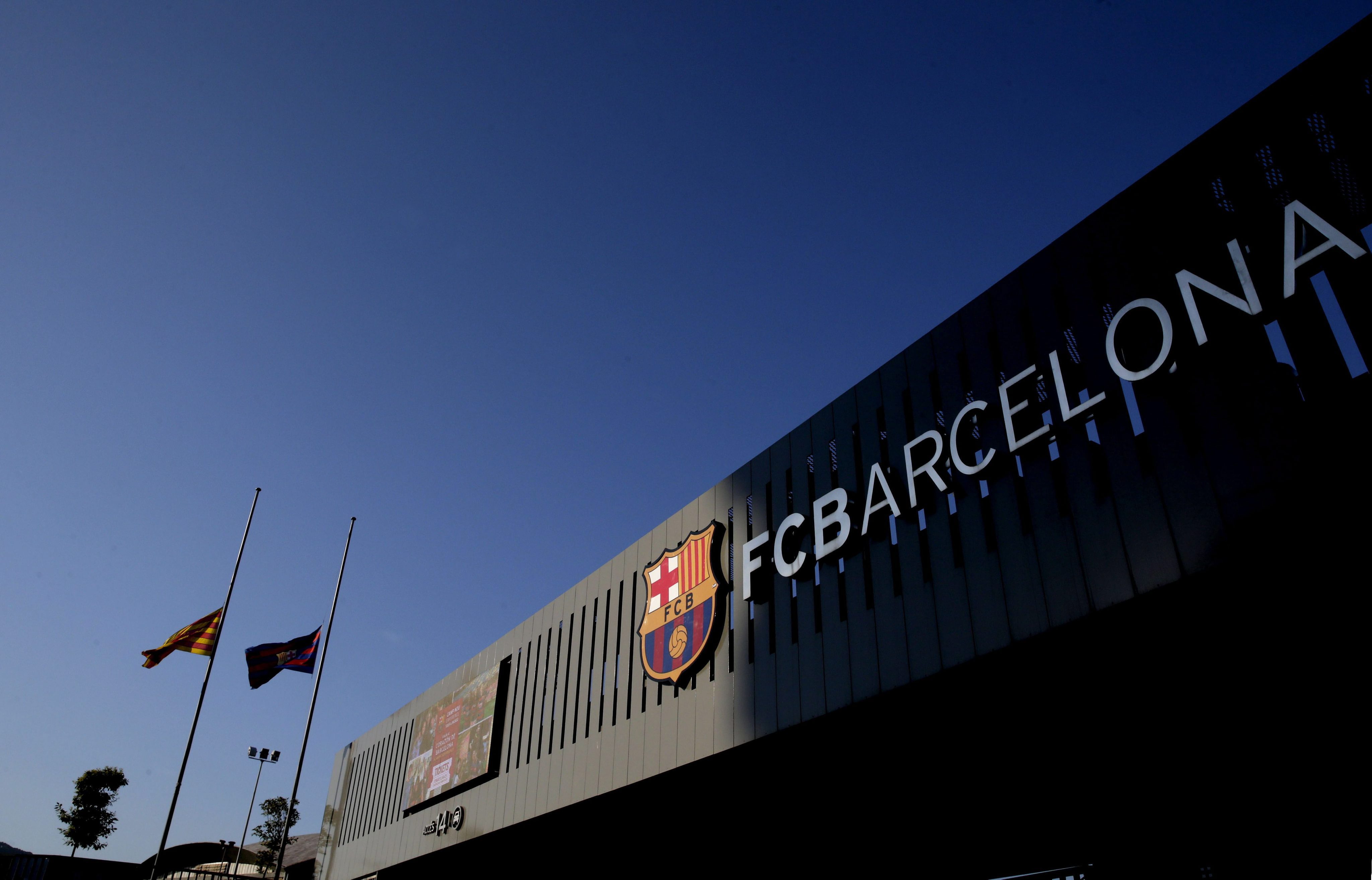 บาร์ซ่าเล็งกระชาก "ชูเอา เปโดร" ดาวยิงสิงห์บลูส์ หนีซบตักซัมเมอร์นี้?