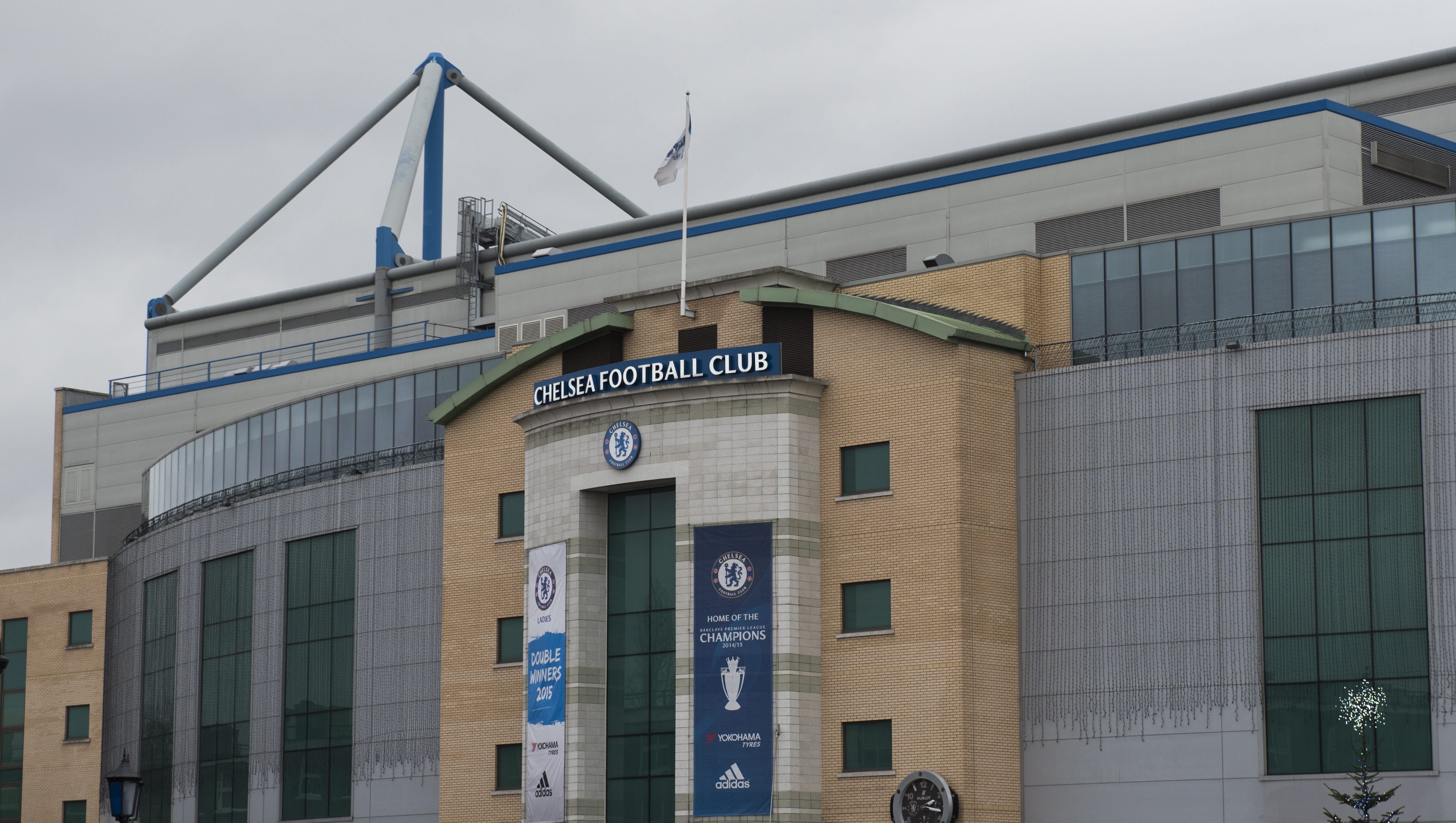 สิงห์บลูส์ดวลเดือดผึ้งพิฆาต! พรีวิว เชลซี ปะทะ เบรนท์ฟอร์ด