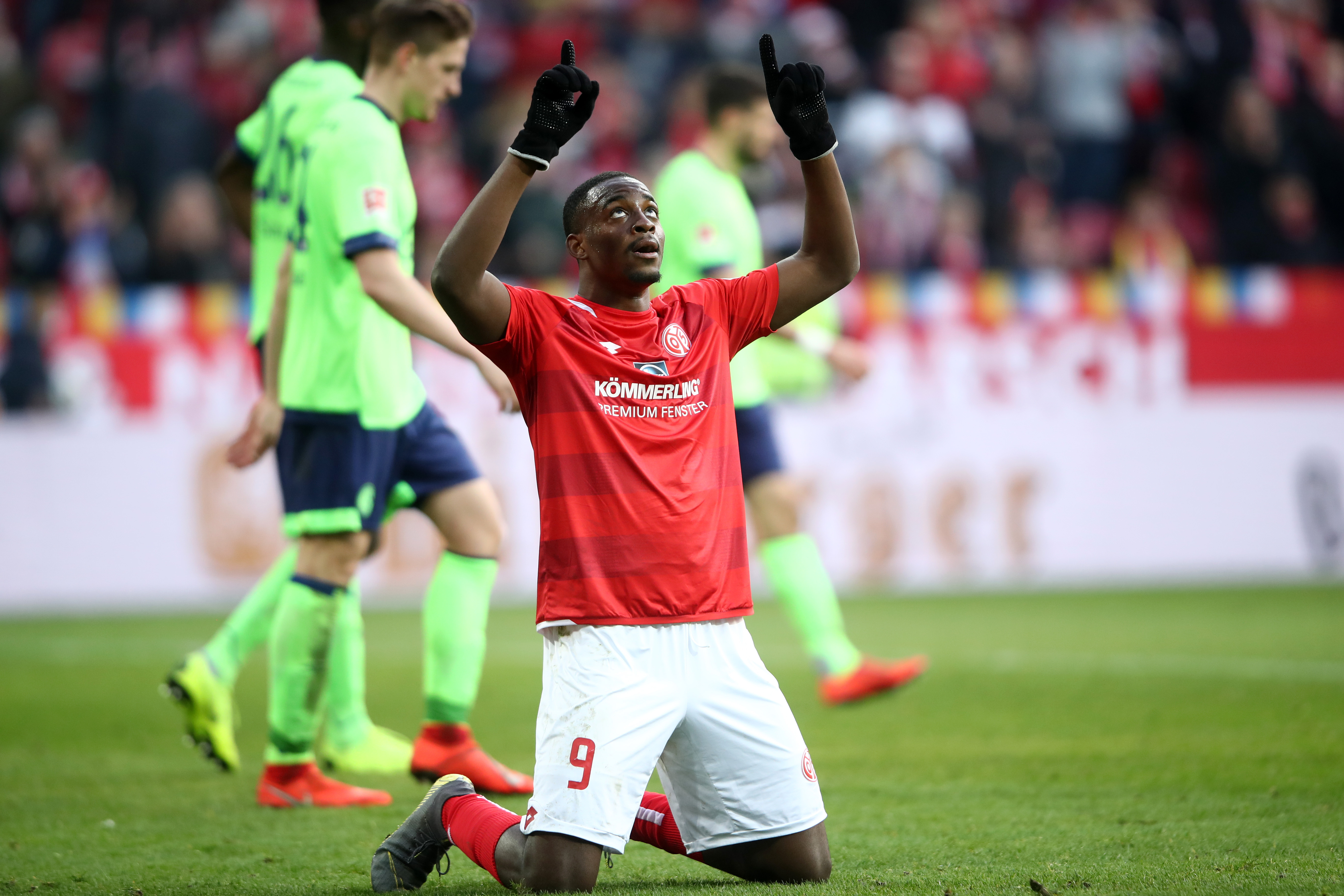 วิลล่าสนคว้ามาเตต้าเสริมคม! พาเลซหวังรั้งดาวยิงเฟร้นช์อยู่ต่อ