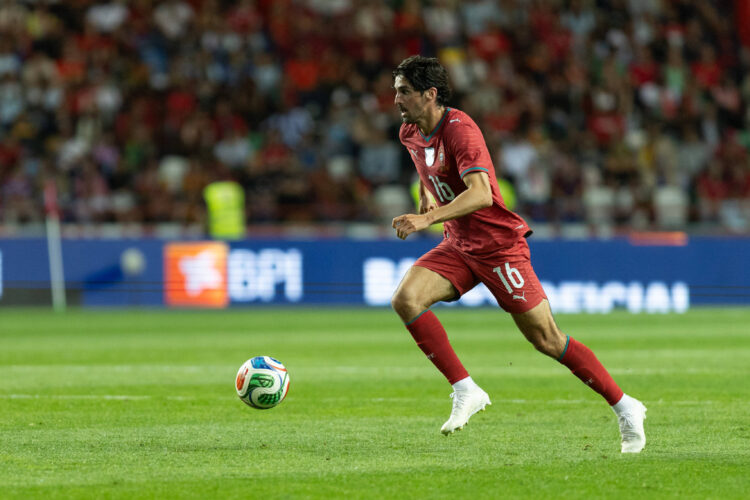 ตรินเกาเปิดใจรอลุ้นแมนฯ ซิตี้, สเปอร์ส แม้ซาอุฯ ทุ่มไม่อั้น