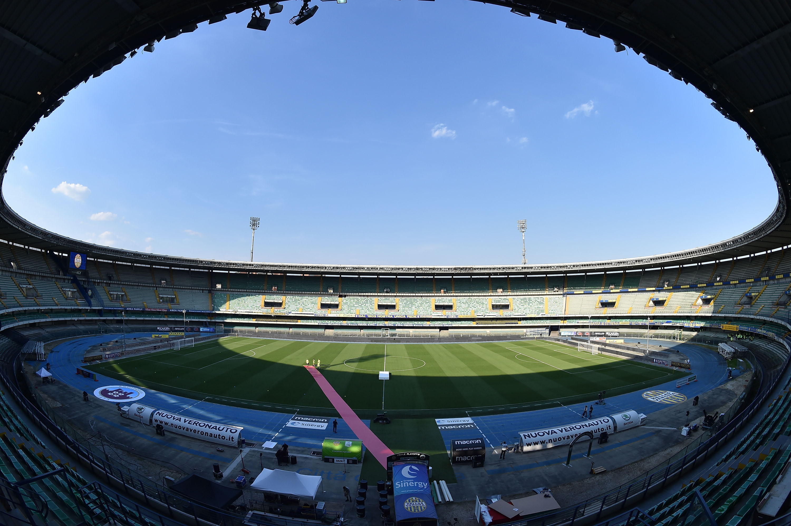 เวโรน่า งานเข้า! รับมือ นาโปลี แชมป์เก่าที่ต้องการแต้ม