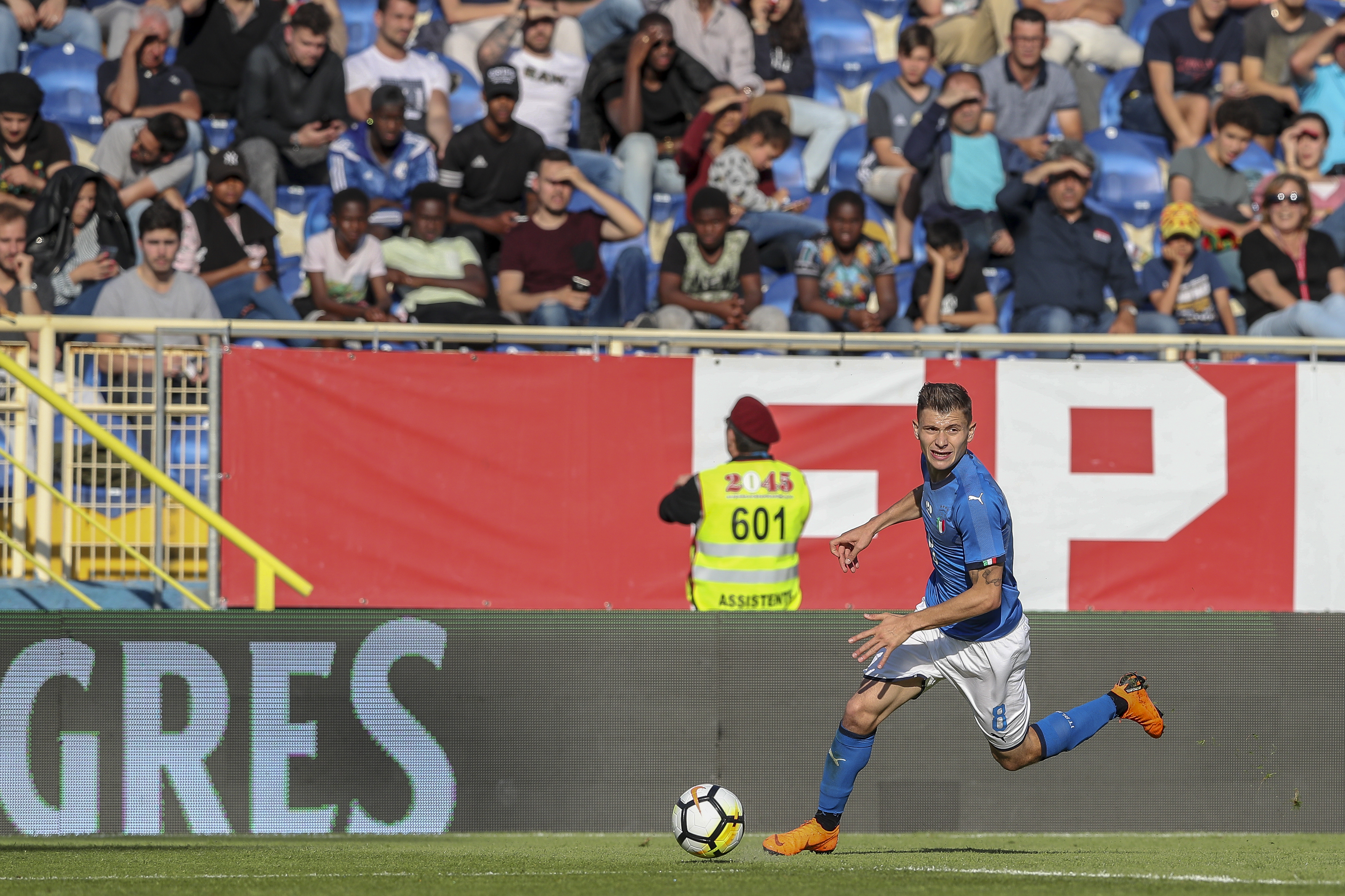 ลิเวอร์พูลเล็งยื่นข้อเสนอสุดบ้า! แลกตัว บาเรลลา เสริมทัพแดนกลาง