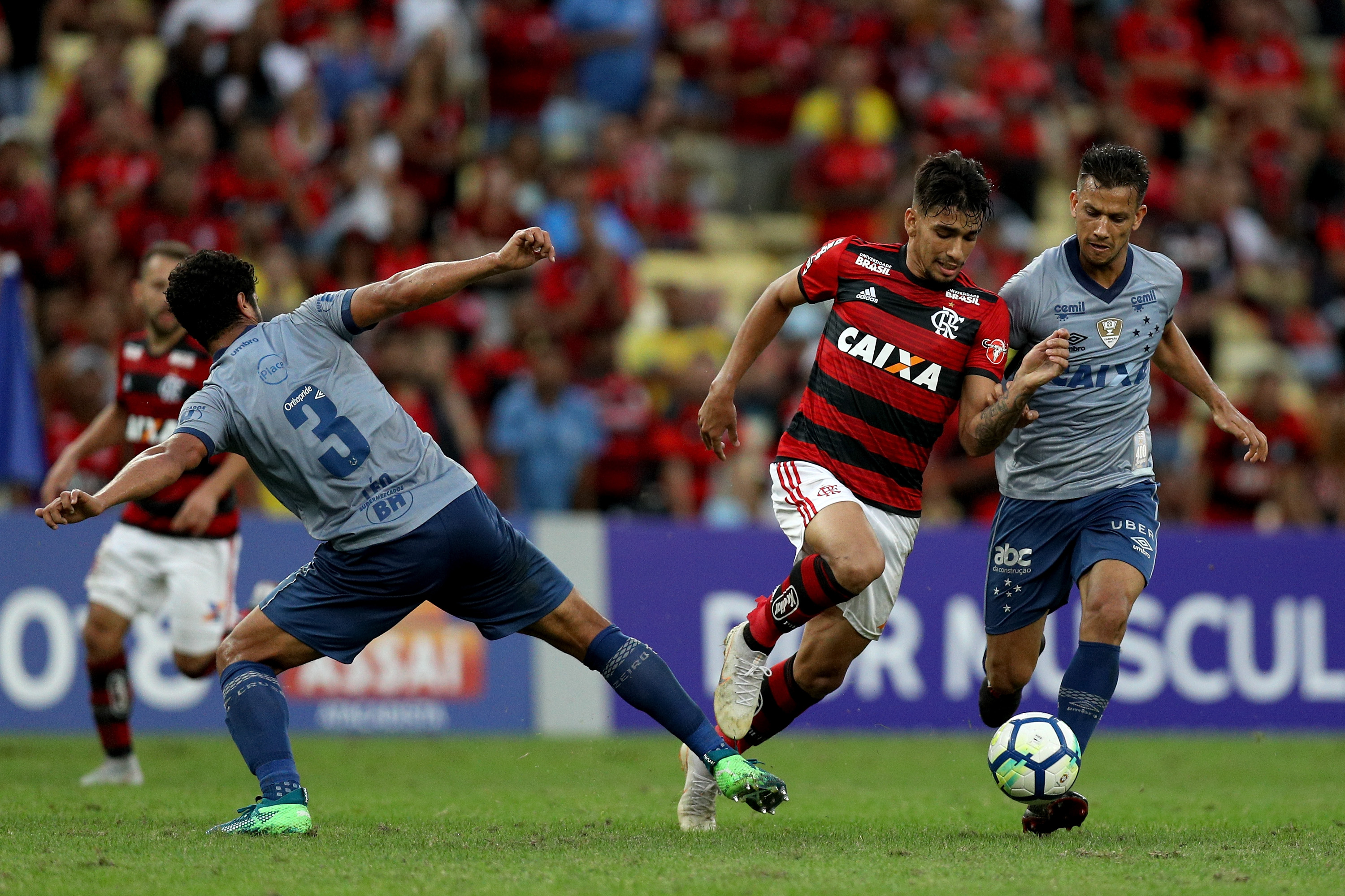 "เหมา" หวนคืนถิ่น! ฟลาเมงโก้ ยื่นข้อเสนอคว้าตัว ปาเกต้า กลับบราซิล