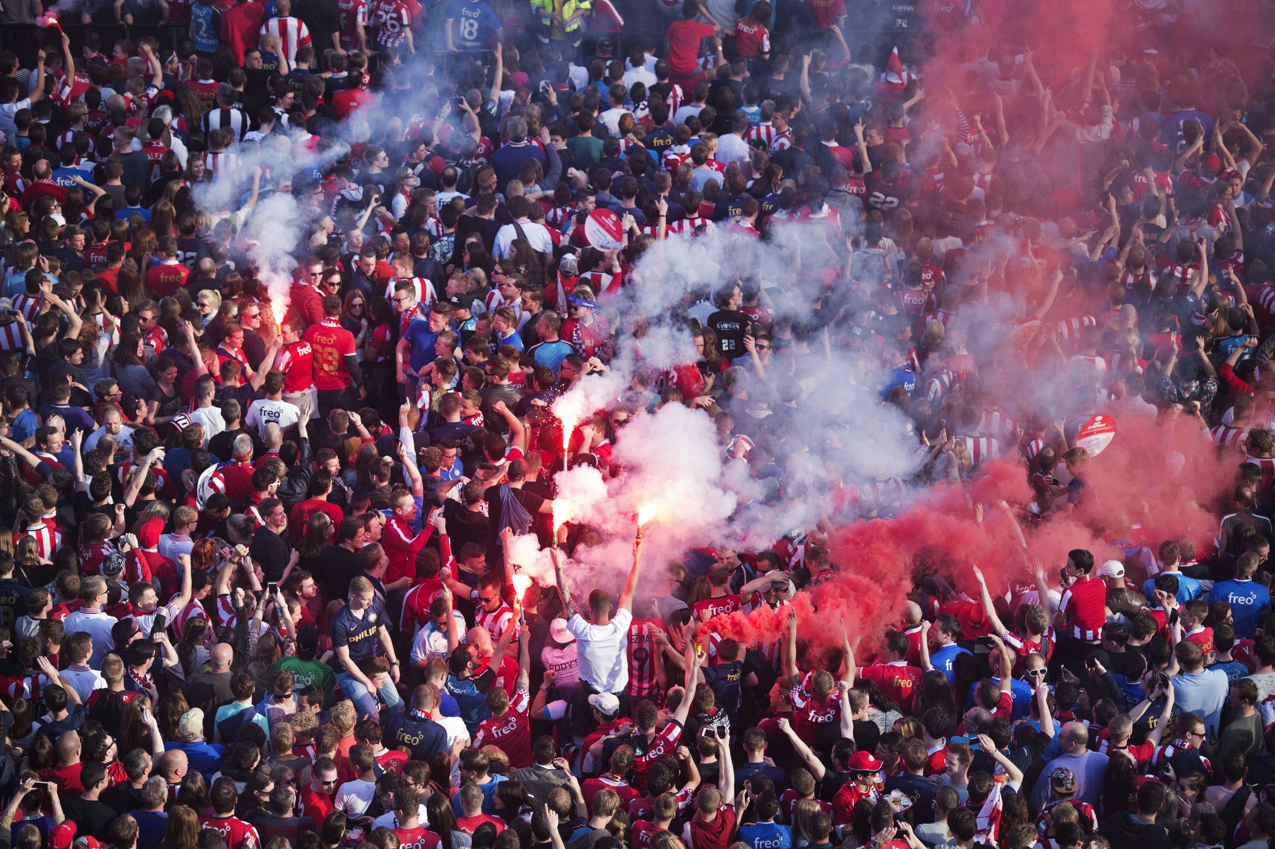 พีเอสวี เตรียมเปิดบ้านบู๊ บาเยิร์น! ใครจะคว้าชัยในศึก UCL?