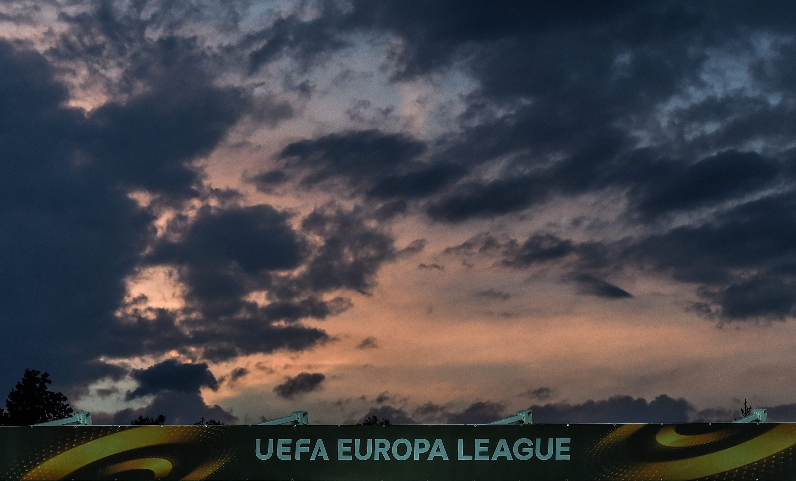 บราก้าดวลฟอเรสต์! วิเคราะห์เจาะลึก ยูโรปาลีก นัดชี้ชะตา