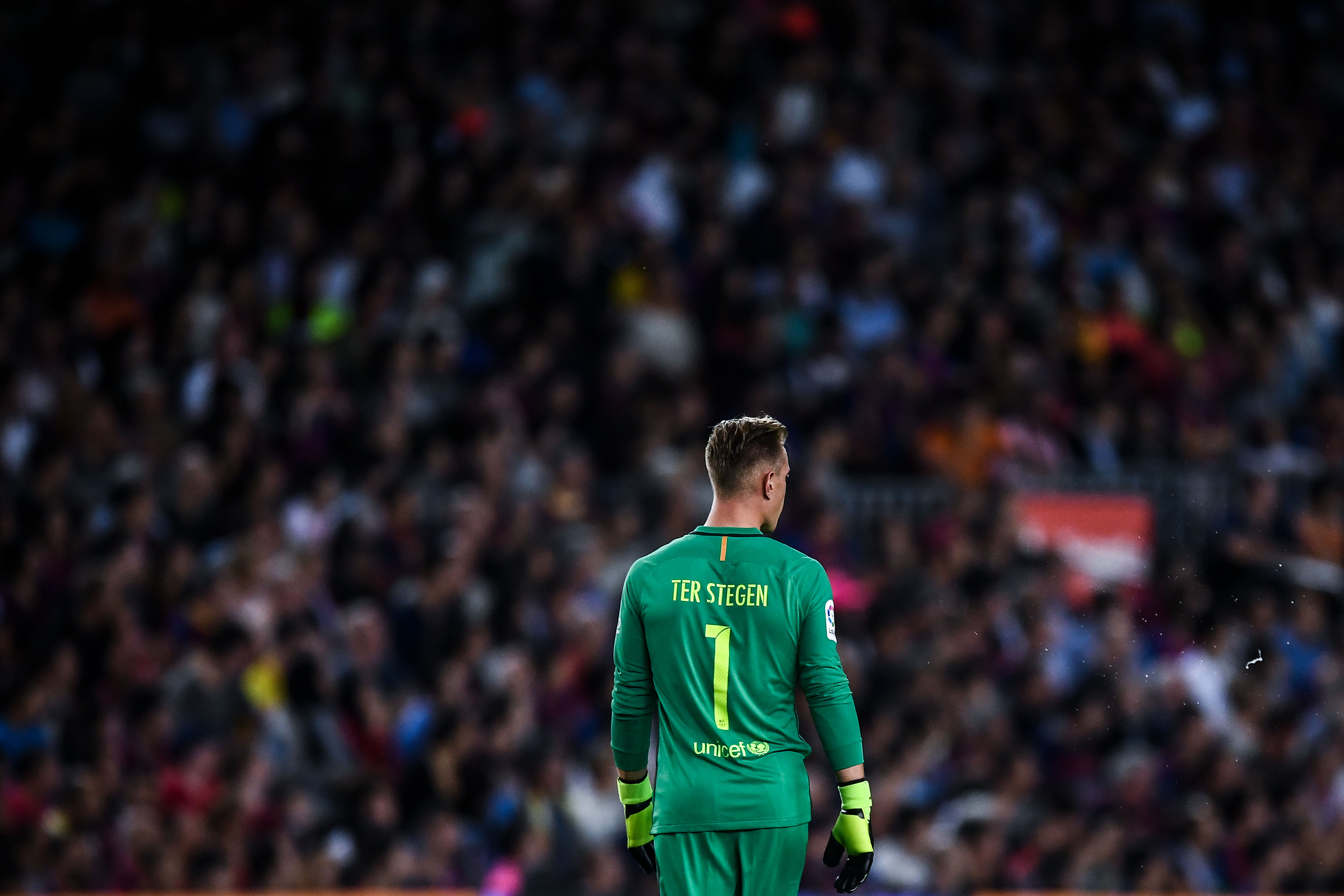 อกหักดังเป๊าะ! เวสต์แฮมแห้ว "เเ terminate สเตเก้น" จ่อซบทีมร่วมลีก